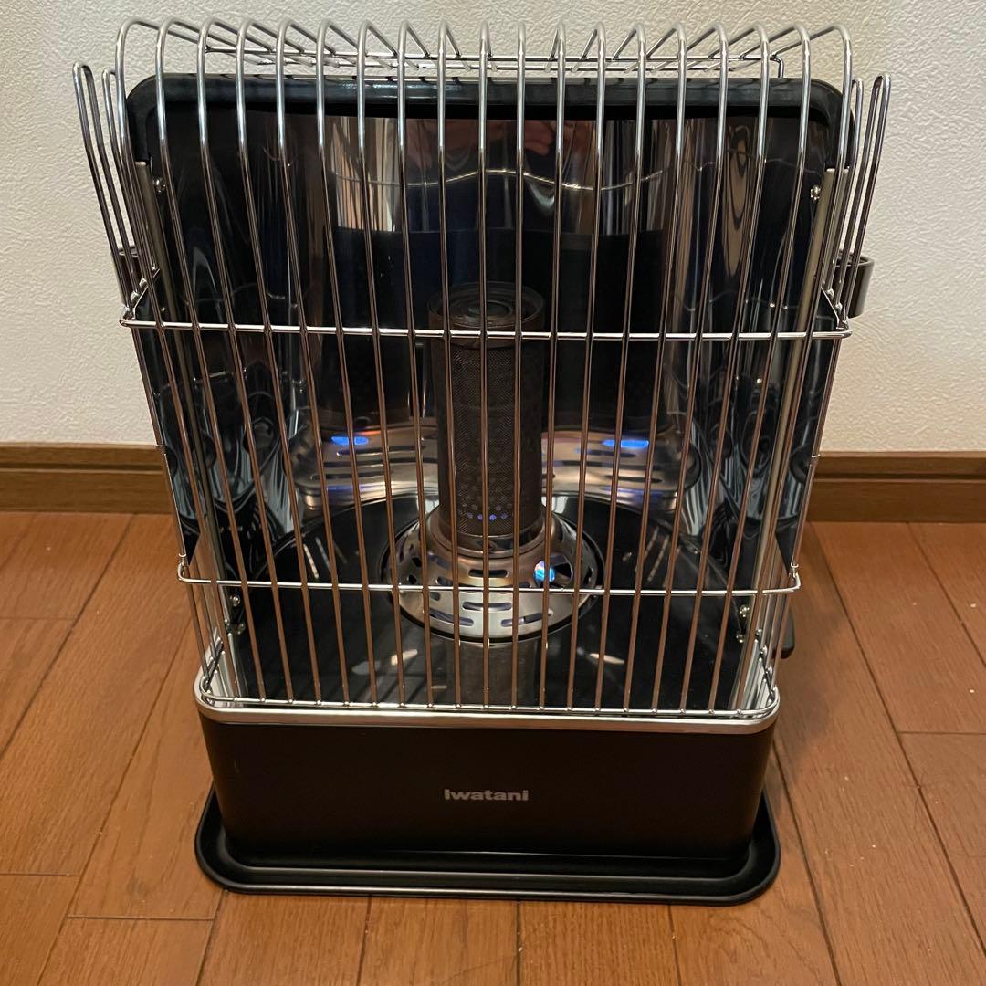 【美品】Iwatani カセットガスストーブ デカ暖　CB-CGS-HPR