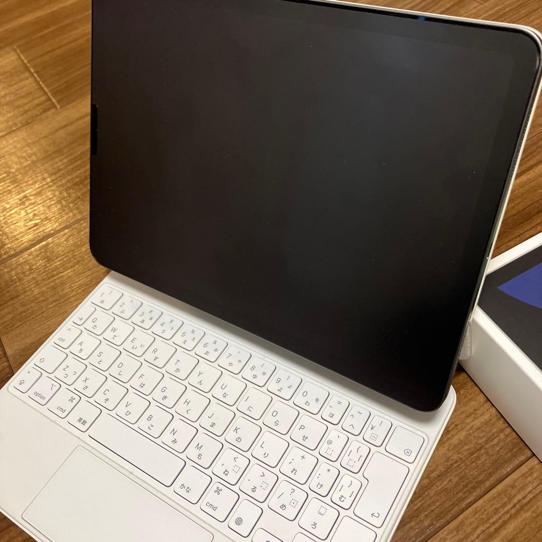 iPad Air 第4世代 Magic Keyboard Pencil 付き
