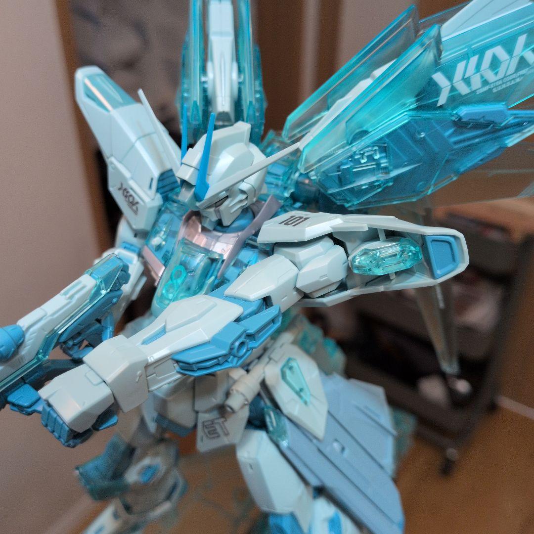 MG 1/100 フリーダムガンダム Ver.2.0