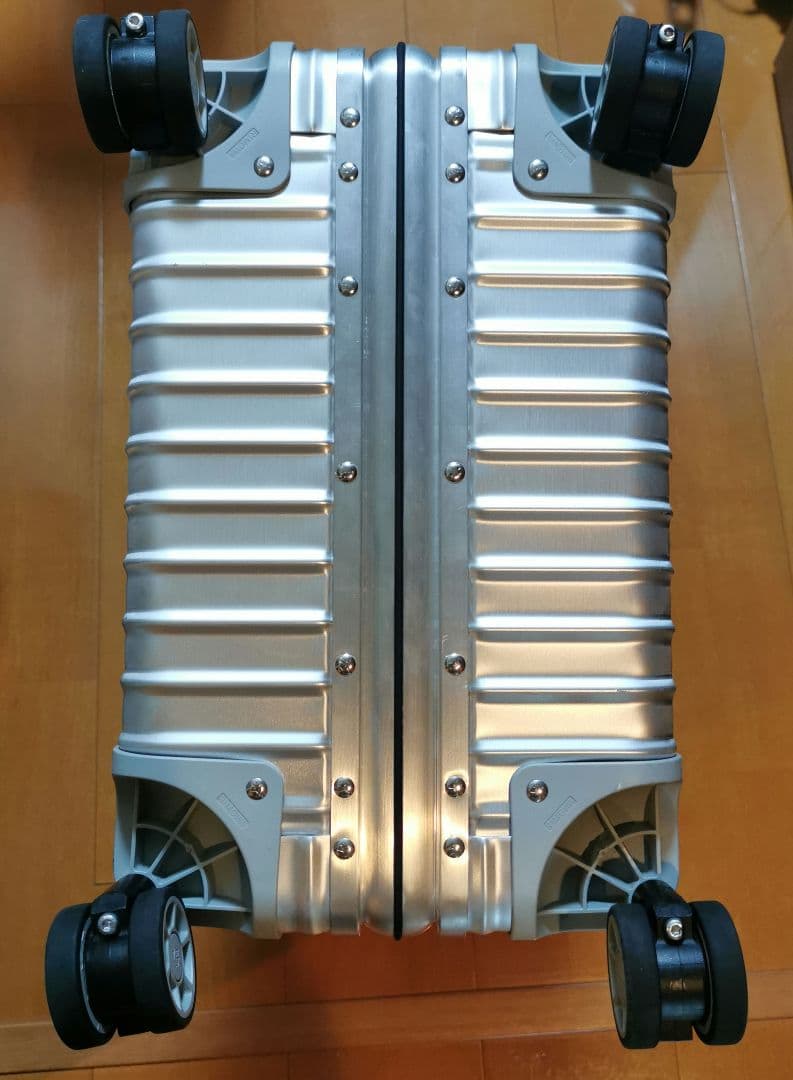 RIMOWA ルフトハンザ 機内持ちサイズ キャリーケース