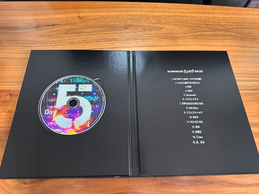 ミュージック 5 ERAS 8820 B'z SHOWCASE 2020