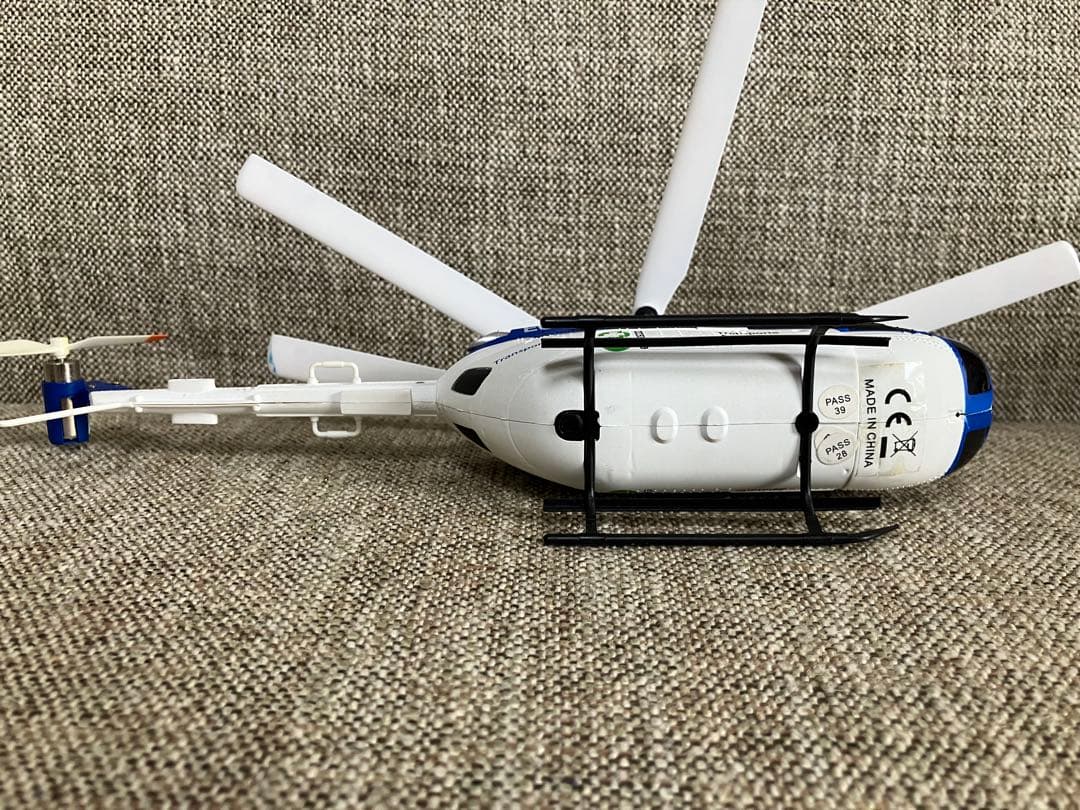 ナマケモノさま Hitec S-FHSS 6ch送信機 ラジコンヘリ2台