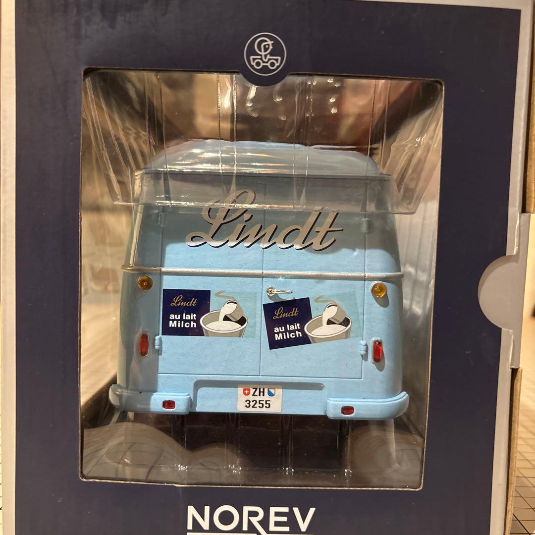 ミニカー NOREV Mercedes Benz L319 1:18