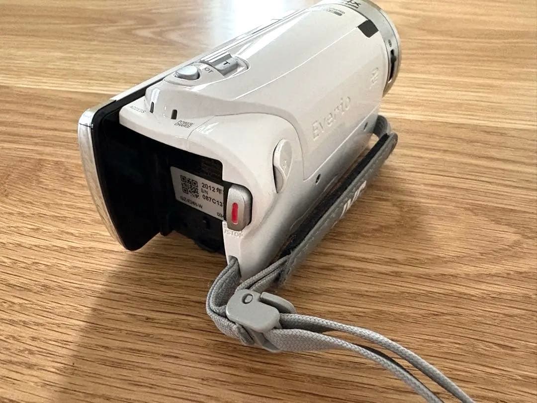 ★JVC GZ-E265 ビデオカメラ