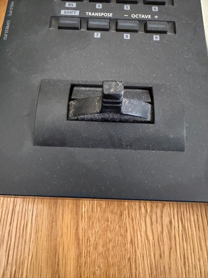 Roland A-500PRO MIDIキーボードコントローラー