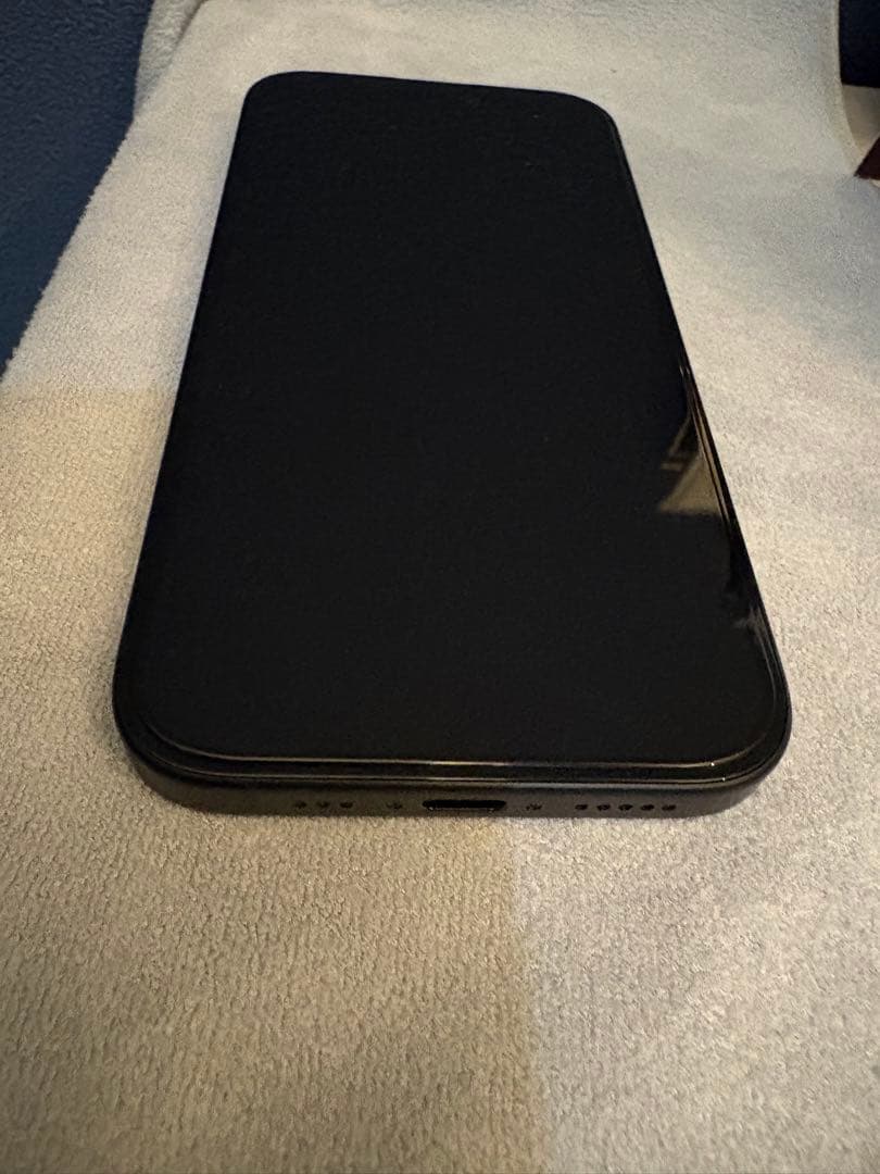 【初期化済み】iPhone15 BLACK 128GB SIMフリー　美品