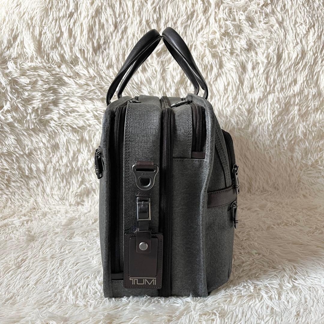⭐️極美品⭐️　TUMI ALPHA2　26141EG2　ビジネスバッグ