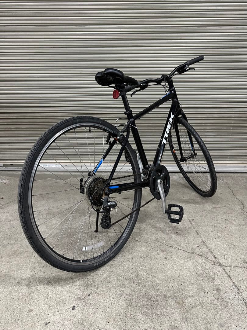 t　クロスバイク TREK FX1