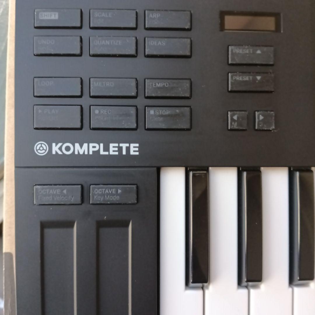 Native Instruments M32 美品 箱あり ライセンス譲渡済み