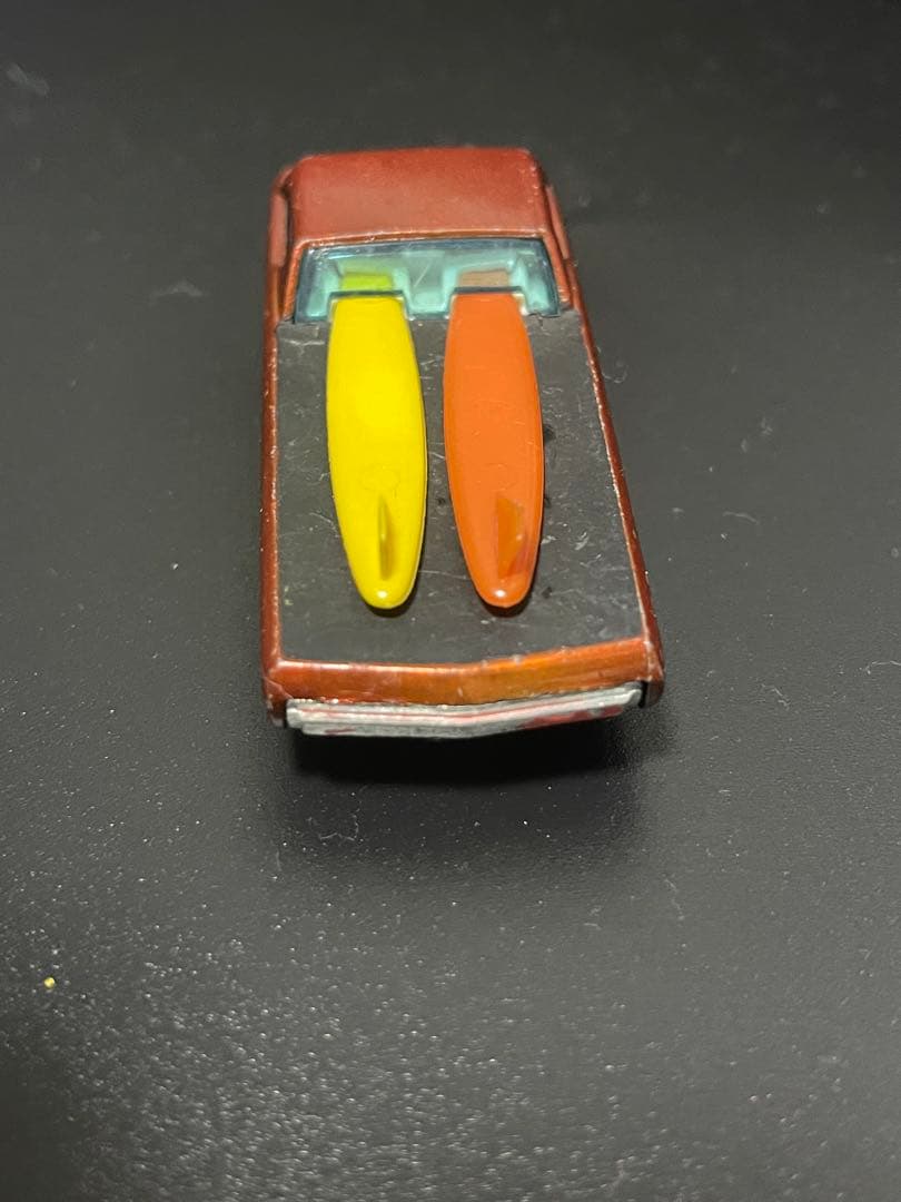 ミニカー Hot wheels Redline Deora