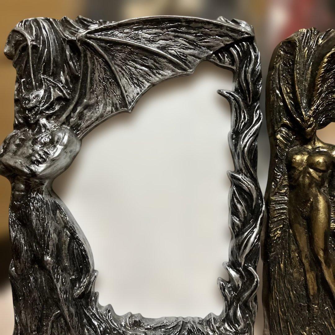 デビルマンフィギュア2体＆フレーム2個