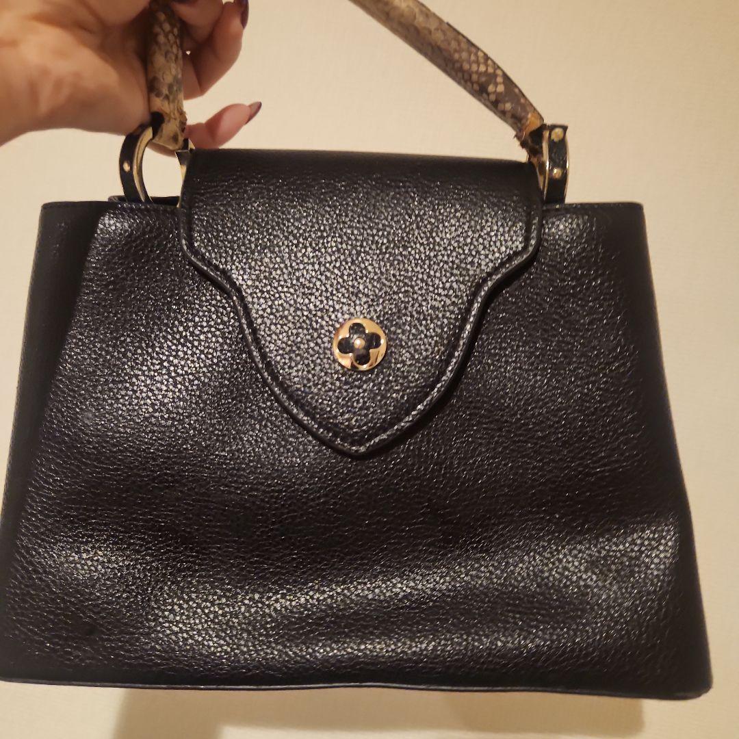 Louis Vuitton 黒 レザー ショルダーバッグ