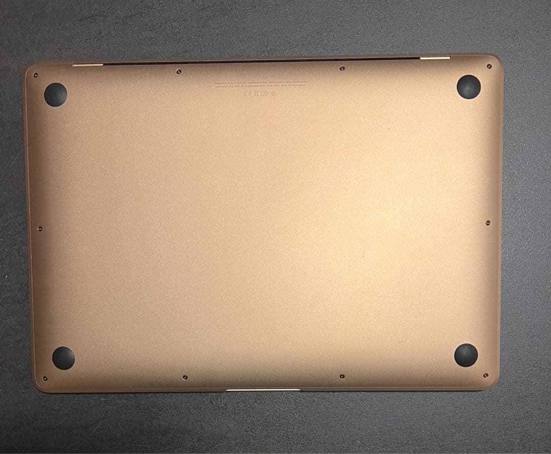 M1チップ Macbook Air 2020 メモリ16gb SSD256gb