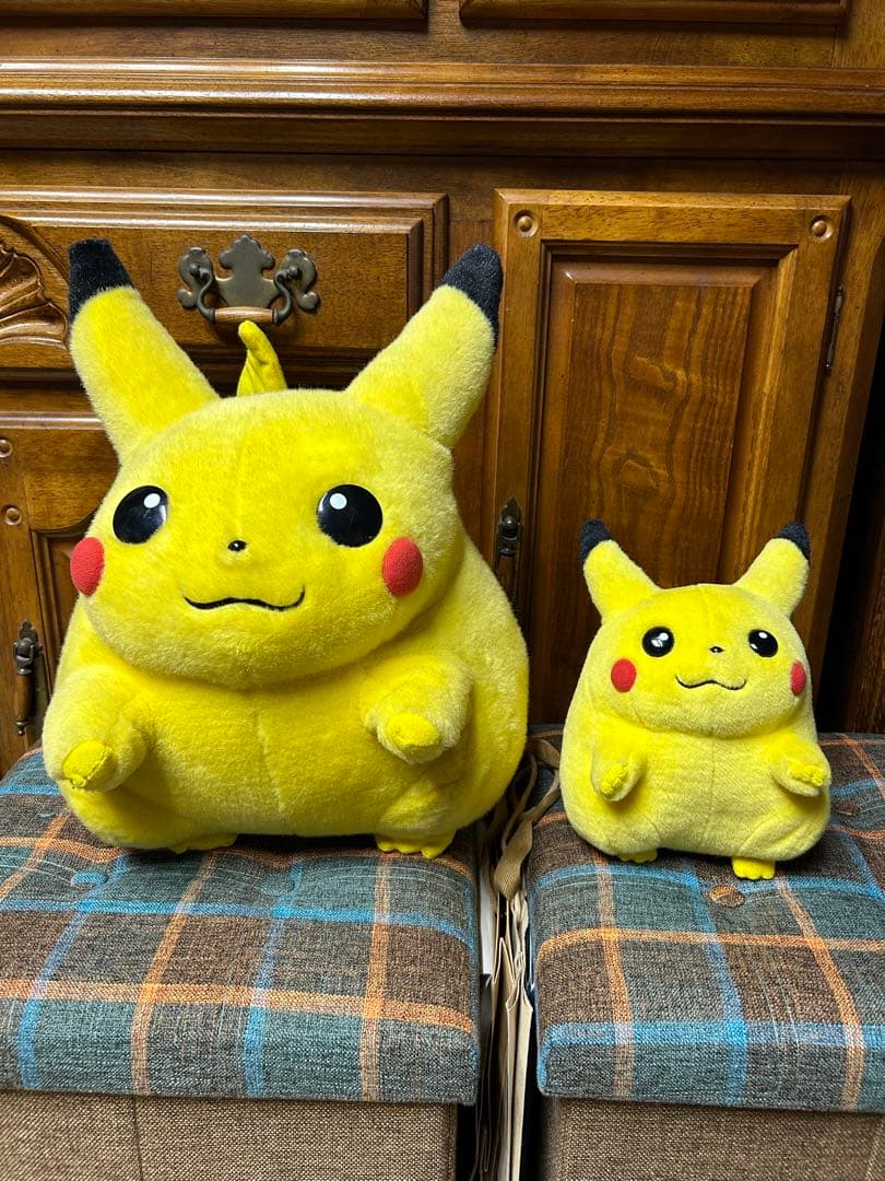 ピカチュウ　ぬいぐるみ　等身大　初期　TOMY