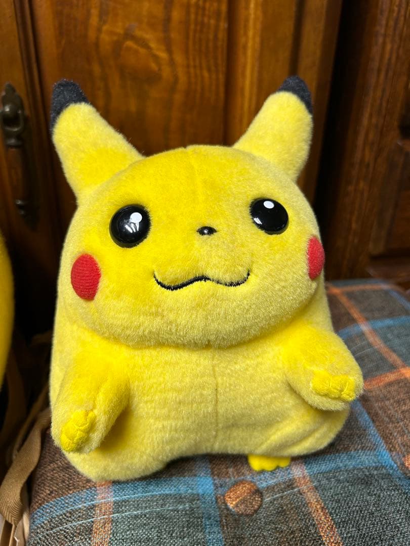 ピカチュウ　ぬいぐるみ　等身大　初期　TOMY