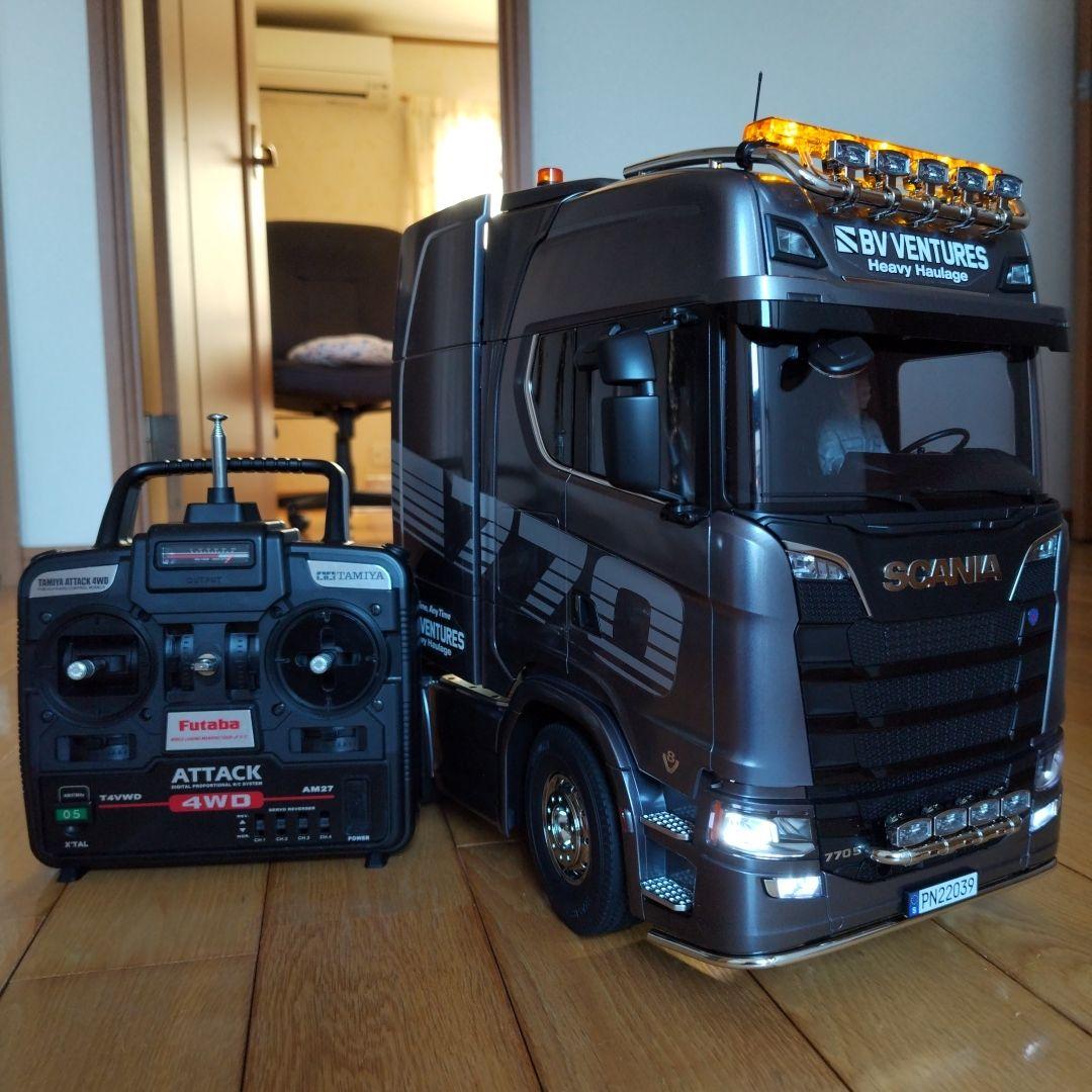 タミヤ　スカニア770S 8×4×4 ガンメタ