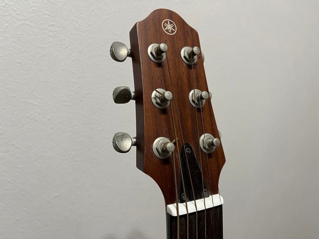 ヤマハ SLG200S NT サイレントギター　エレキギター