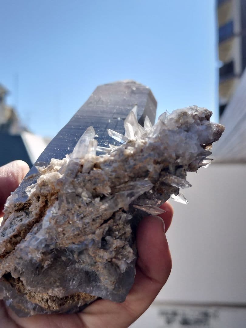 【早いもの勝ち超特価】ブルーザギマウンテンクォーツ　古く珍しいタイプ