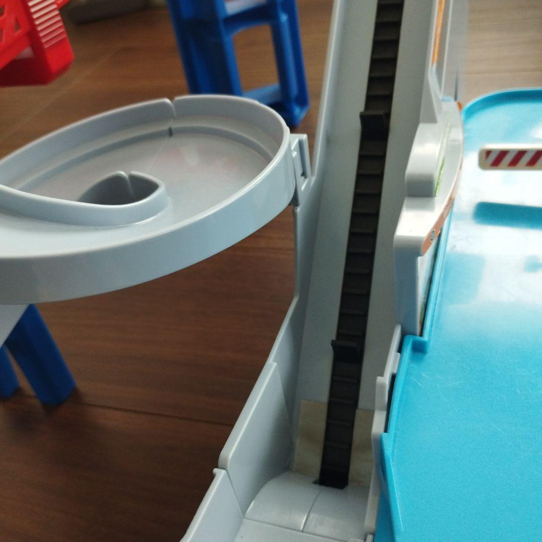 コースがのび〜る！2WAYにぎやか高速どうろ　ツインコースやまみちドライブ