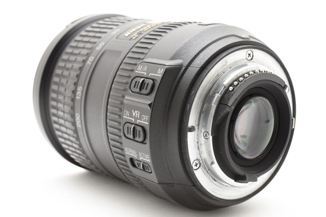 ニコン　Nikon AF-S 18-200mm F3.5-5.6G ED VR