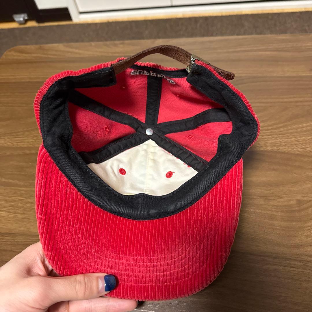 supreme コーデュロイキャップ Sロゴ　赤