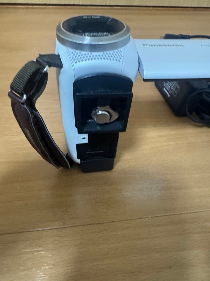 Panasonic パナソニック　ビデオカメラ　HC-V360M