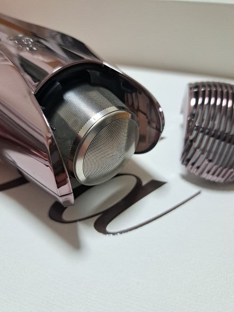 リファ ドライヤースマートW ダブル Refa 2024年製　海外対応　ピンク