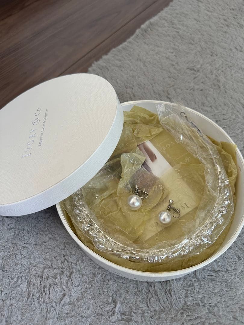 Ivory & Co. ティアラ　結婚式