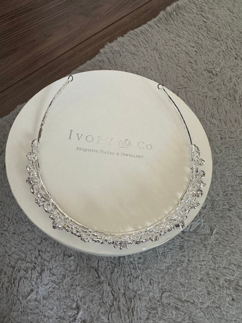 Ivory & Co. ティアラ　結婚式