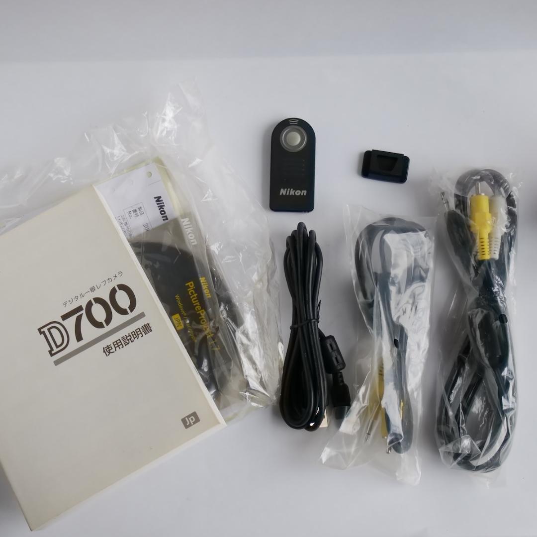 ニコン Nikon D700 ボディ FX デジタル一眼レフ 付属品多数 美品