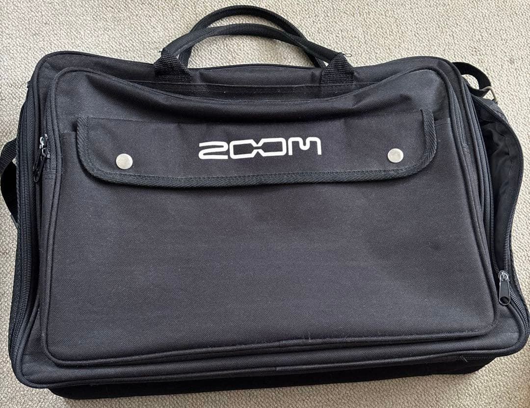 Zoom G21ut マルチエフェクター　バック付き