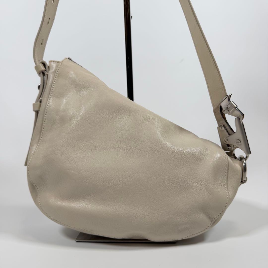 【美品】【現行】バーバリー　ショルダーバッグ　スモールナイトバッグ　アイボリー