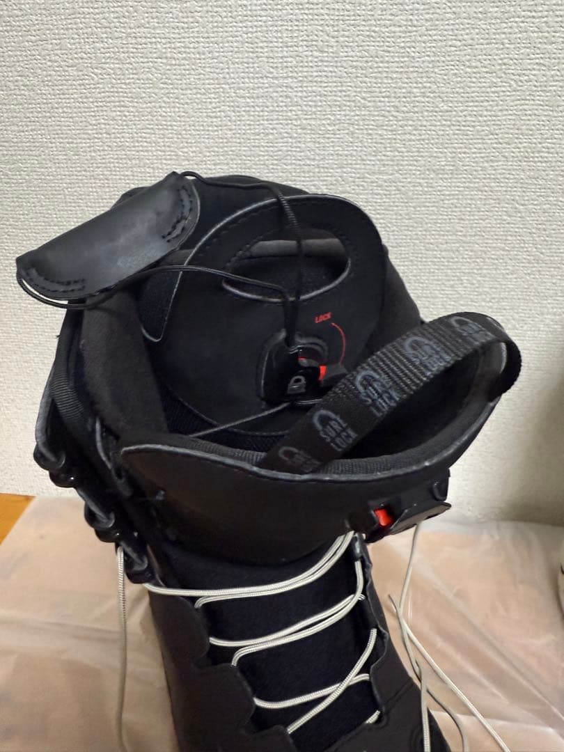 値下げ中！【 SALOMON、スノーボード用ブーツ 】