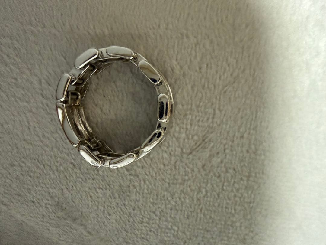 K18WG ダイヤ付きベルト調デザインリング　11号