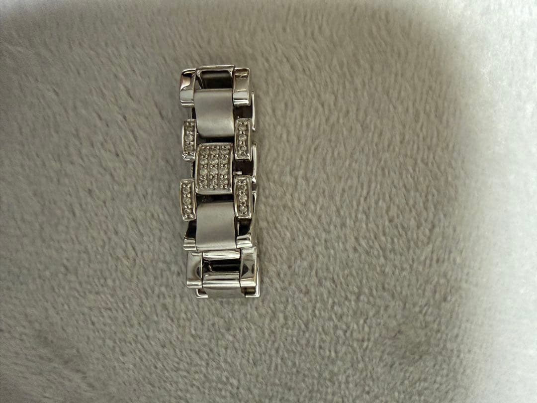 K18WG ダイヤ付きベルト調デザインリング　11号