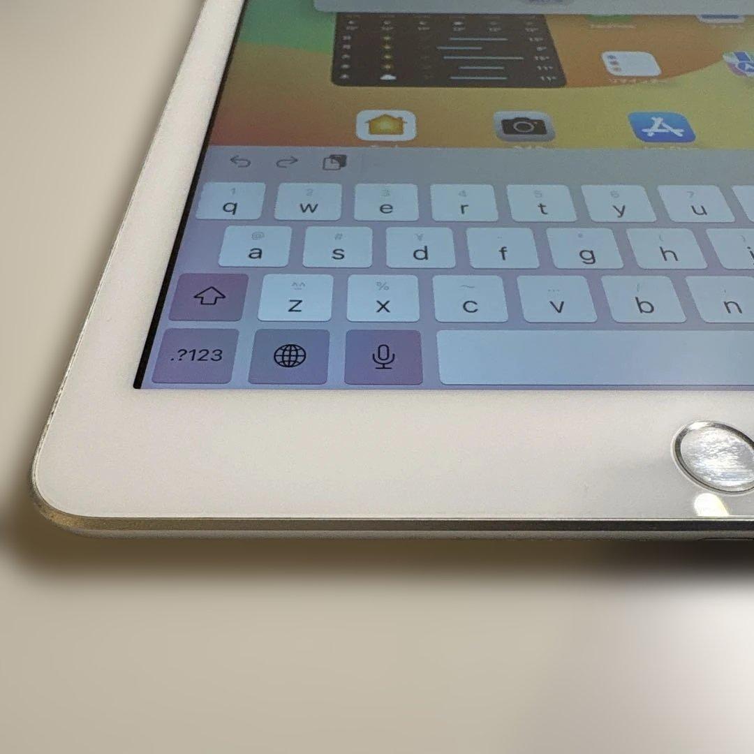 iPad 第6世代 Wi-Fi+Cellular simfree 32GB