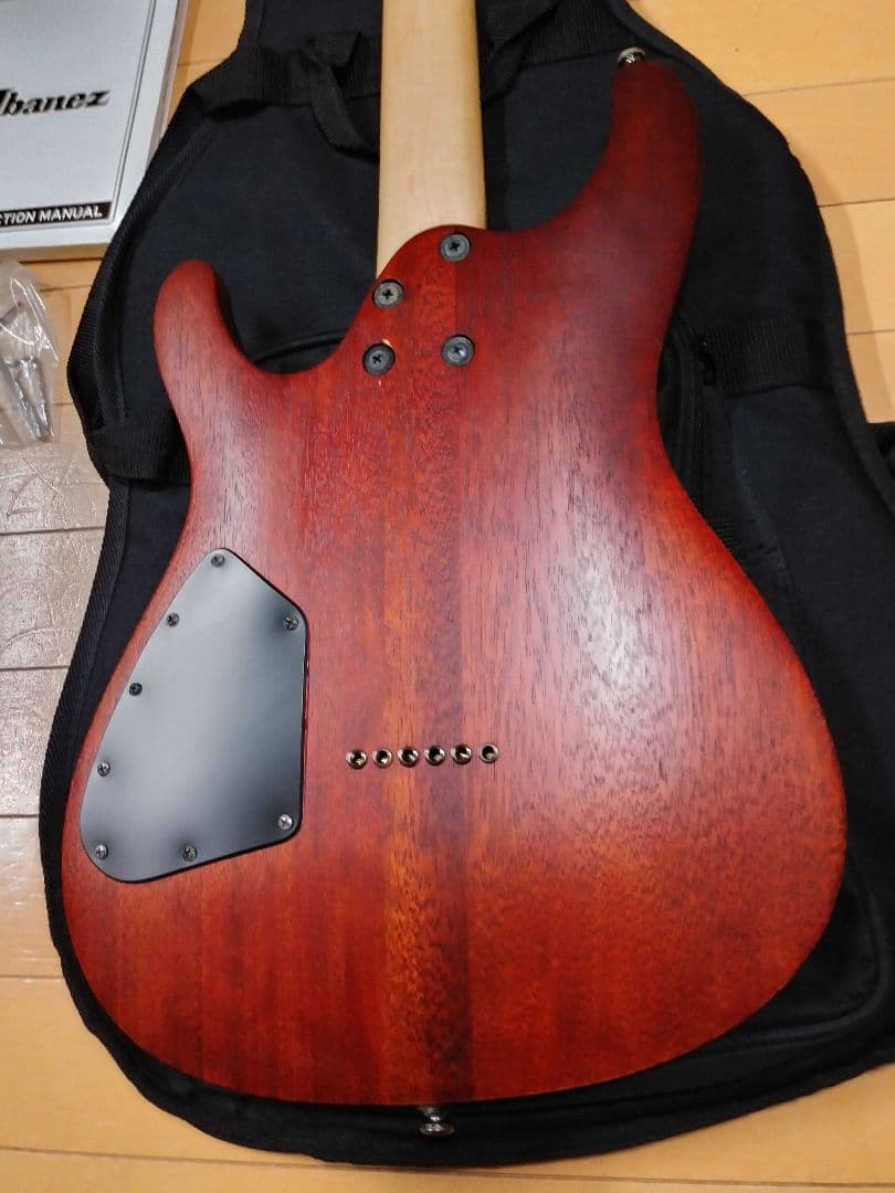 アイバニーズ　Ibanez S771PB エレキギター