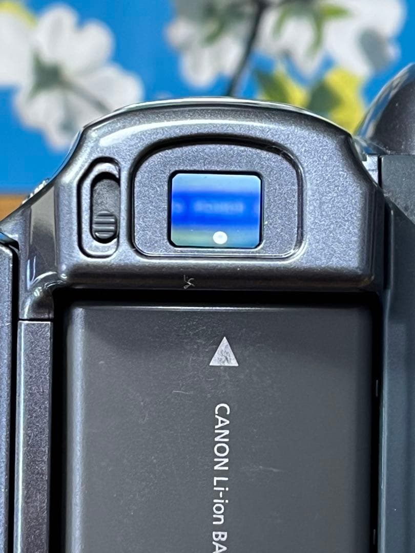 2007年製　Canon iVIS HV20 ビデオカメラ