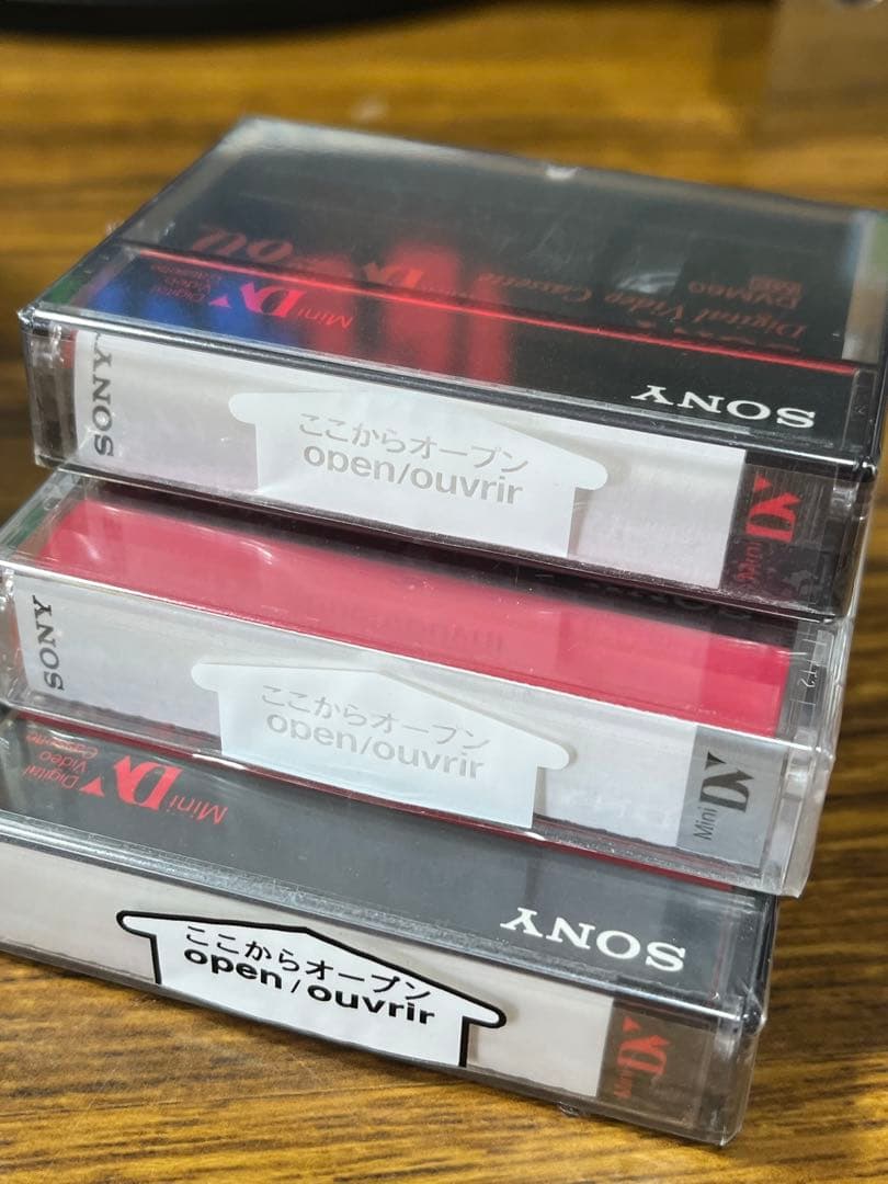 2007年製　Canon iVIS HV20 ビデオカメラ