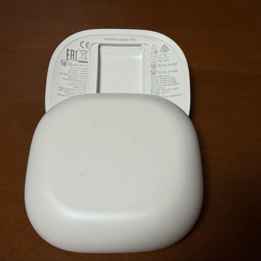 Anker Soundcore Liberty 4 pro ホワイト