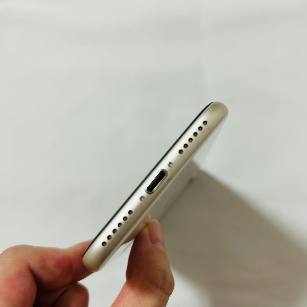 iPhone SE 第3世代 白 SIMフリー スターライト