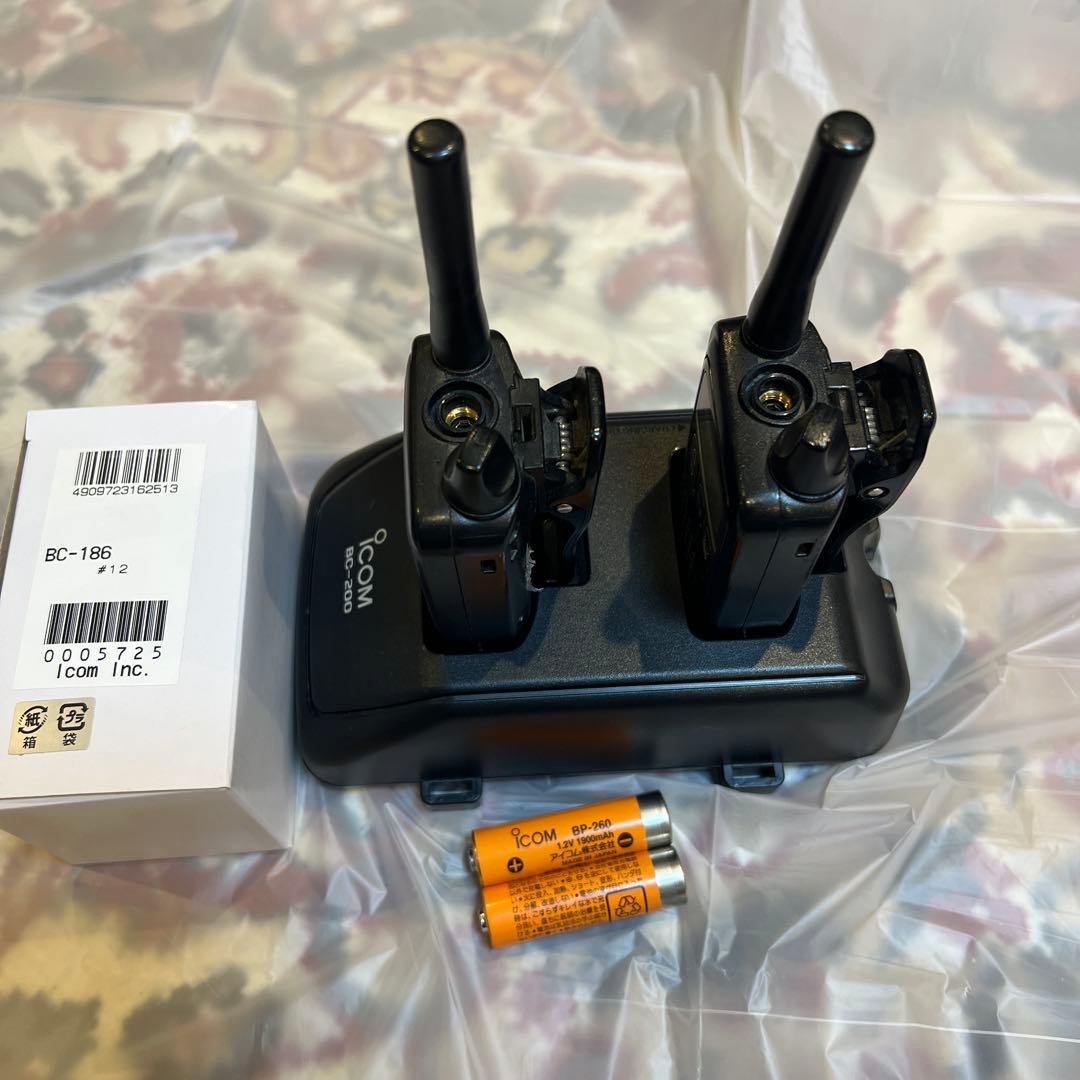 ICOM アイコム IC-4300 2個 BC-200/186 1個　セット