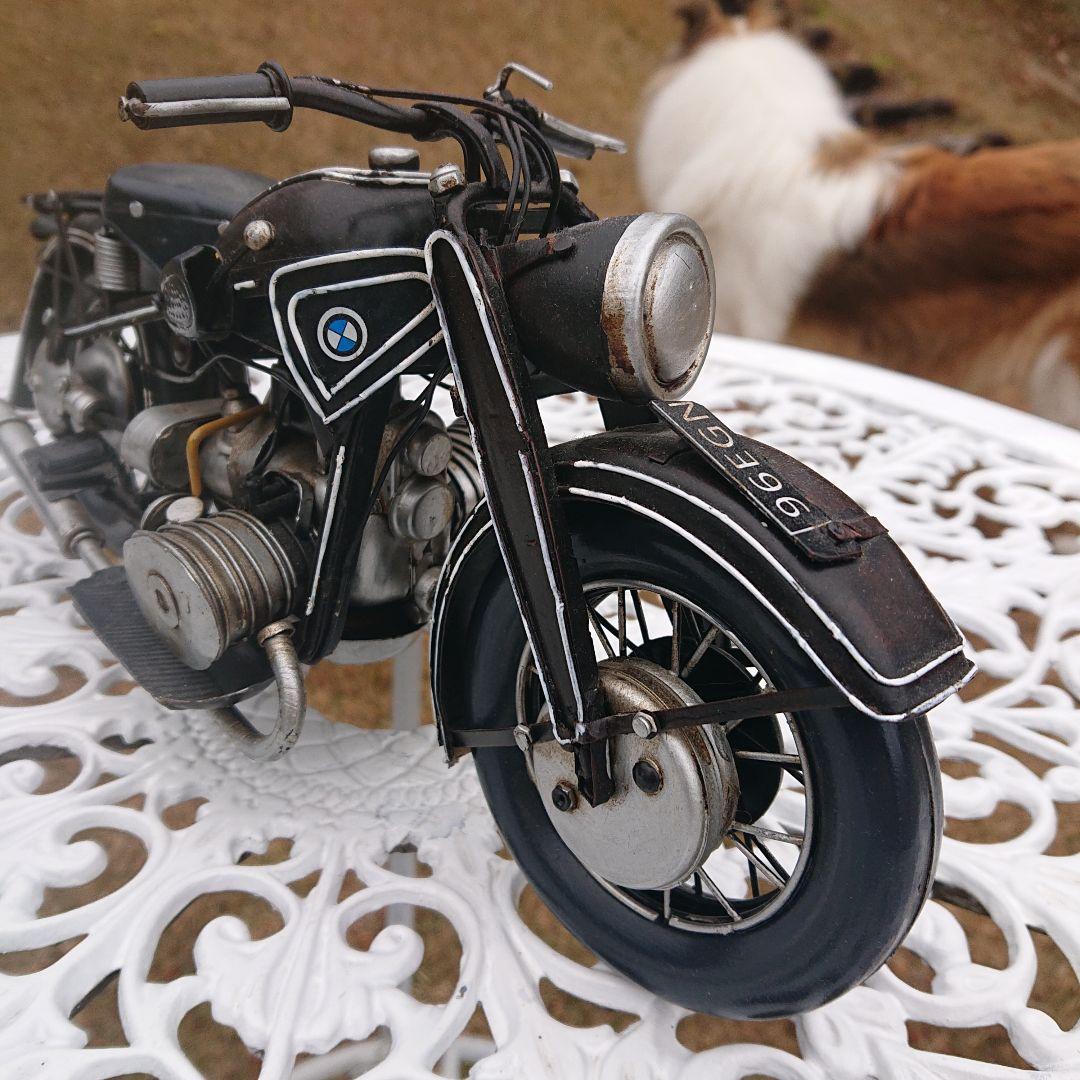 BMW ミニチュアオートバイ 金属製？長33幅10高16cm重750g価格相談可