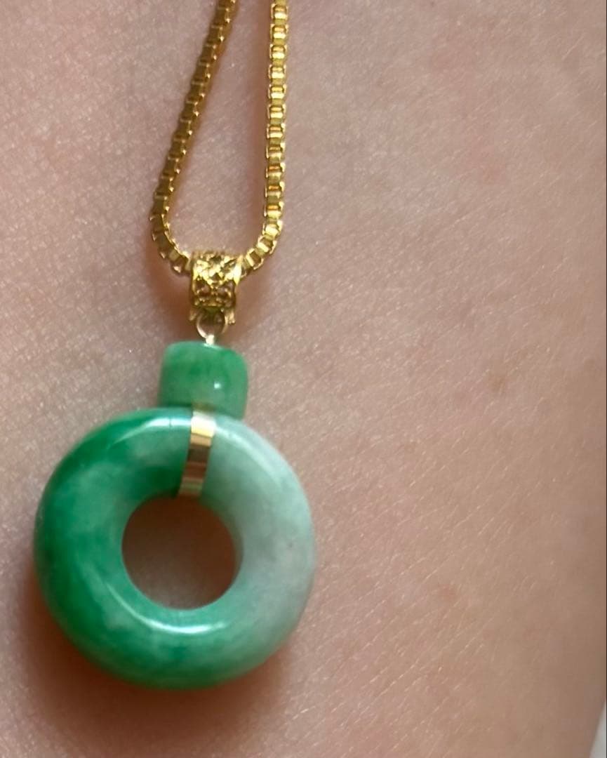 専用　天然翡翠保証　ペンダント AU750印 男女兼用