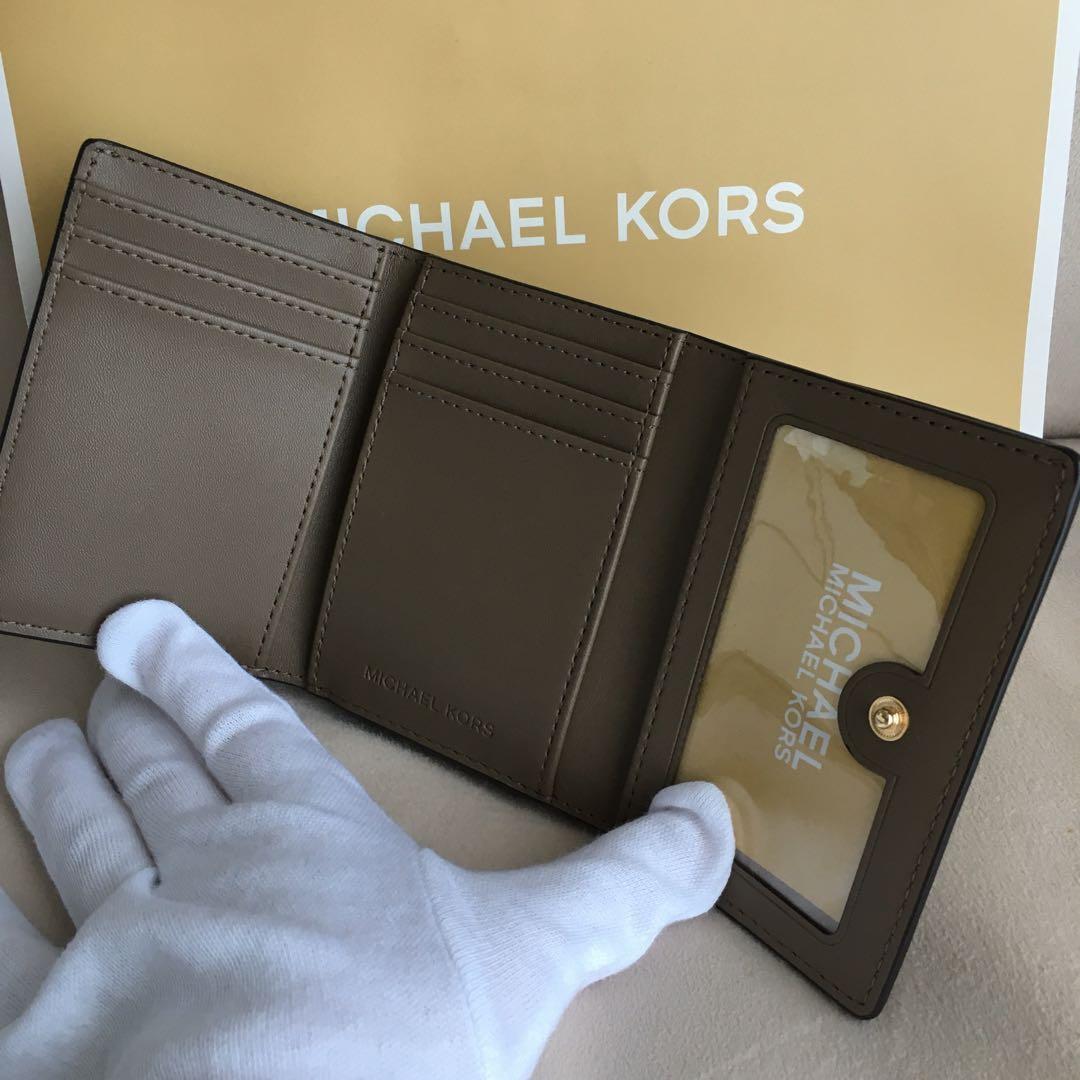 新品　マイケルコース MICHEAL KORS　三つ折り　財布　ブラウン