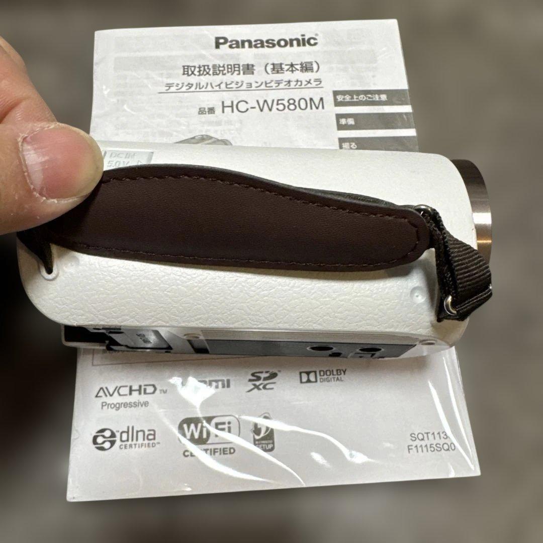 ほぼ未使用　【卒業・卒園式におすすめ】HC-W580M ビデオカメラ