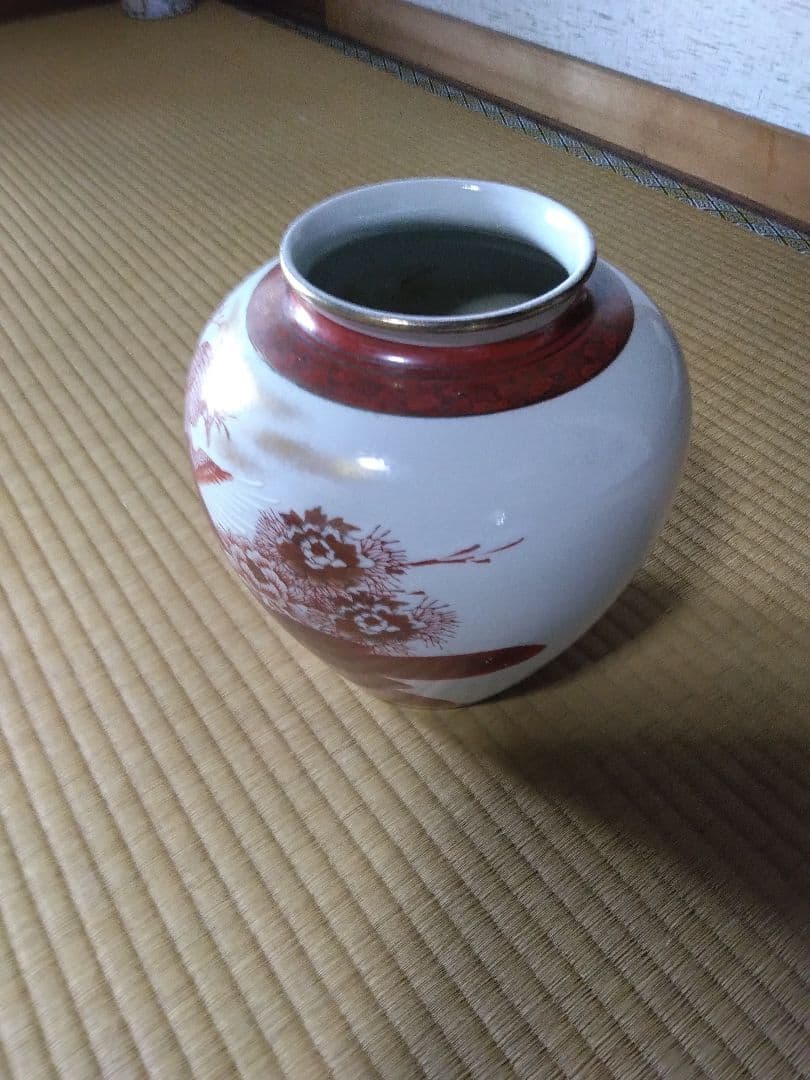 赤絵の花と鳥の水指