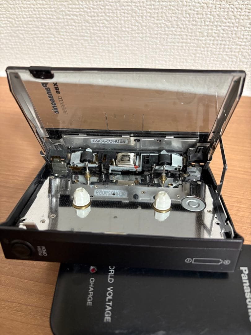 Panasonic RQ-JA180 XBS ポータブルカセットプレーヤー