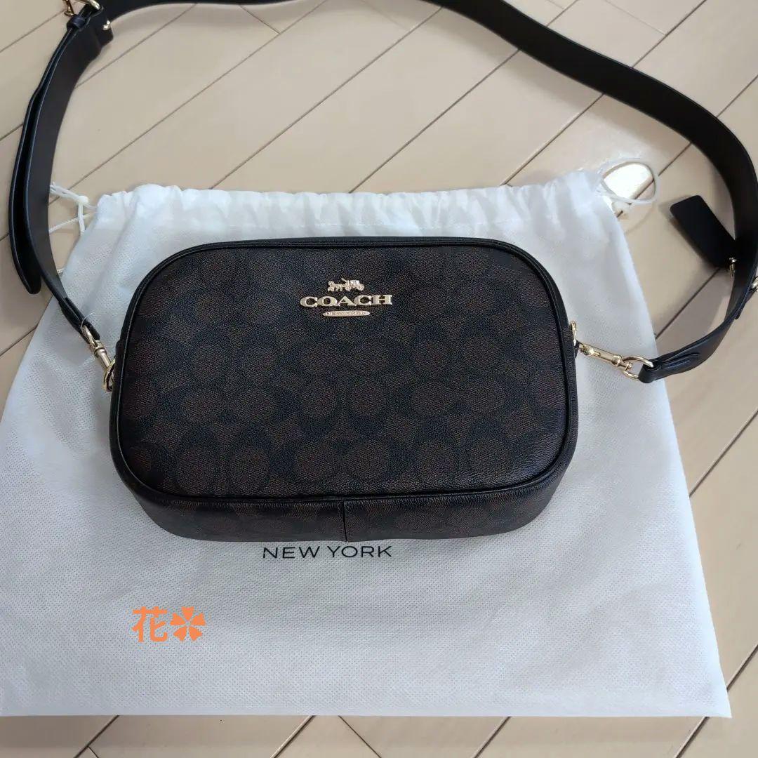 COACHショルダーバッグ　ブラウン