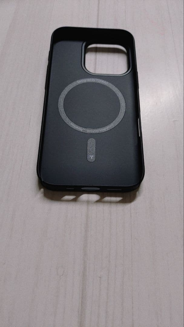 TORRAS iPhone 16 Pro 用 ケース 隠しスタンドブラック